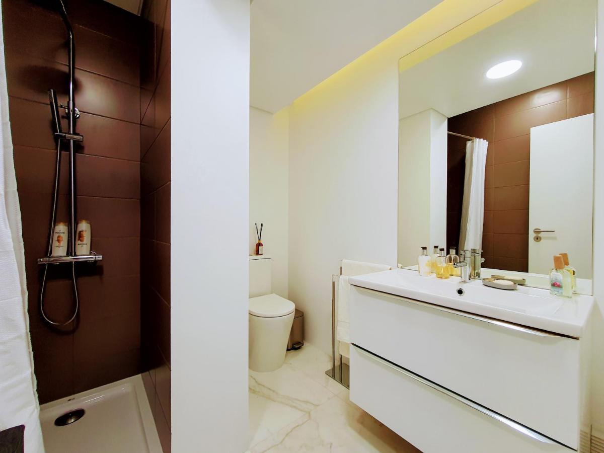 Praca Do Chile Deluxe By Lisbon Village Apartments Ngoại thất bức ảnh